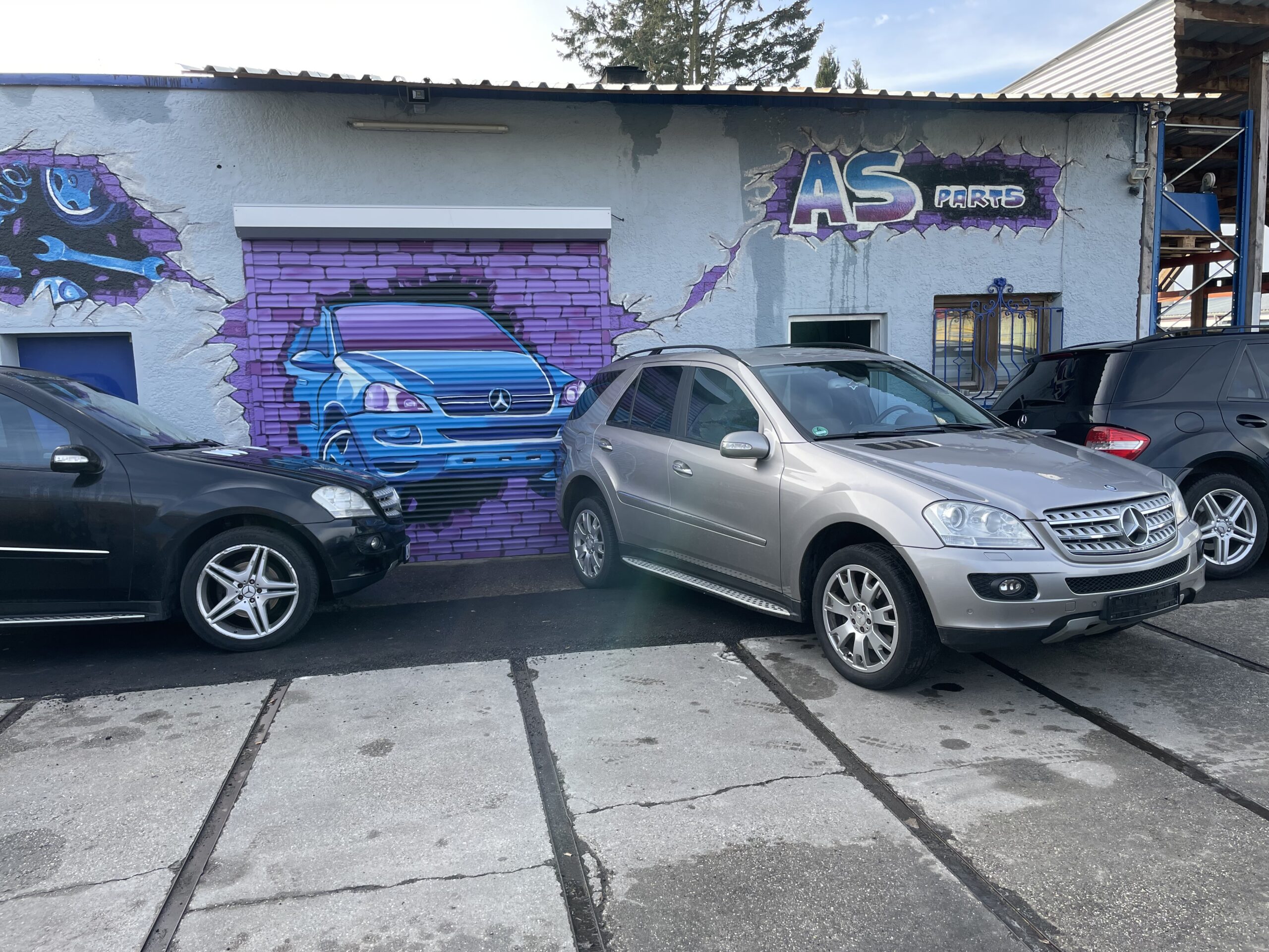 AS Parts Werkstatt in Ingolstadt mit Graffiti-Wand